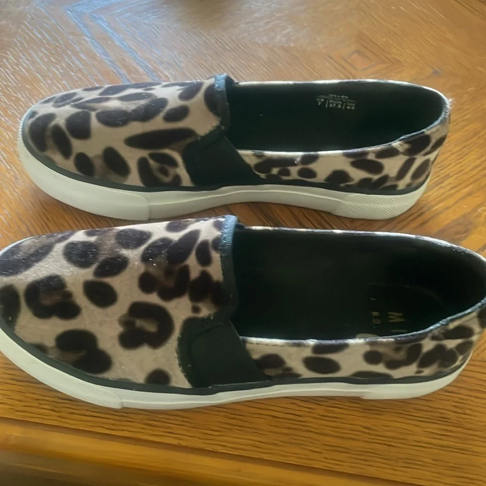 Leopard flat shoe - Picture 2 of 2